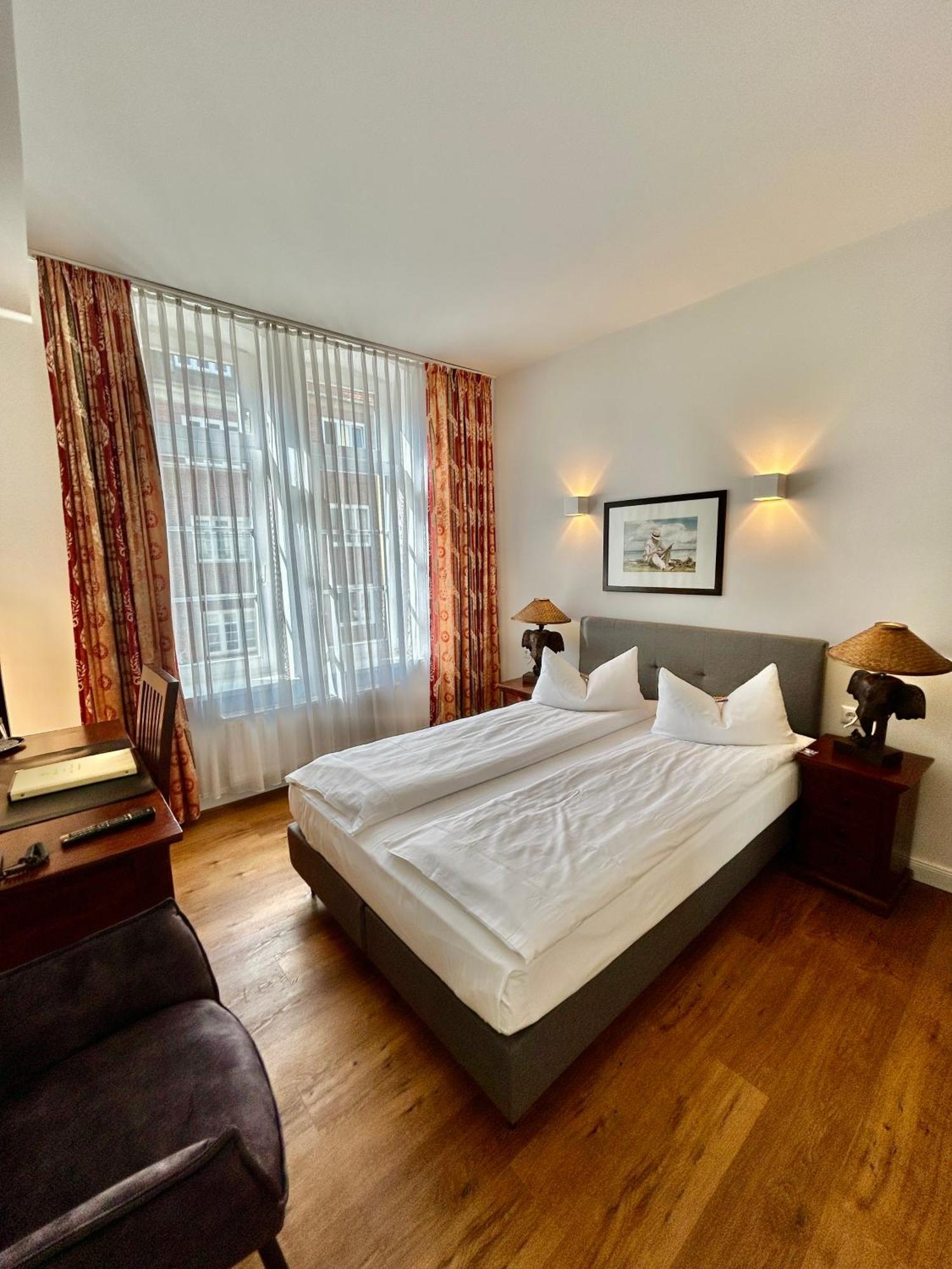 Hotel Elefant Schwerin  Extérieur photo