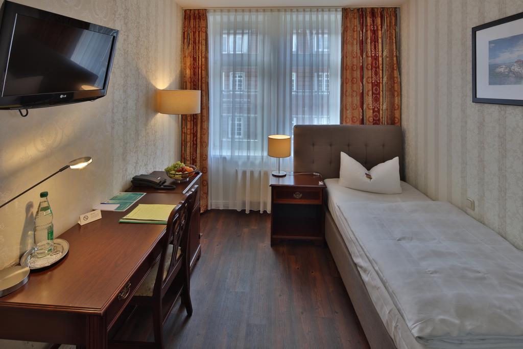 Hotel Elefant Schwerin  Chambre photo
