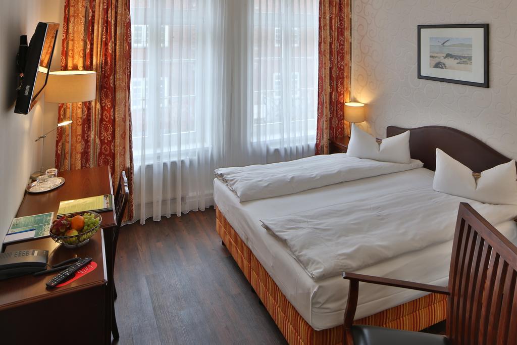 Hotel Elefant Schwerin  Chambre photo